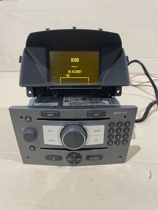 Radio CD70 NAVI AUX Bluetooth Opel Zafira Astra Wyswietlacz GID Ramka