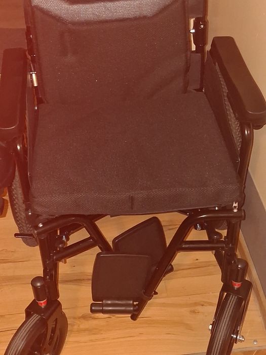 Wózek inwalidzki na joystick