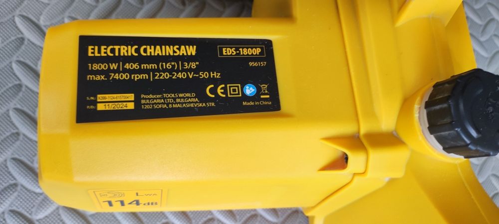Pilarka elektryczna 1800W ( brak łańcucha)