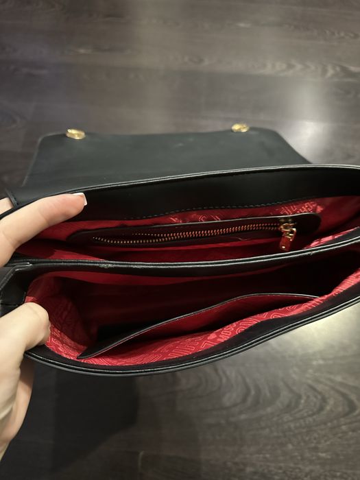 Продам сумку Love Moschino