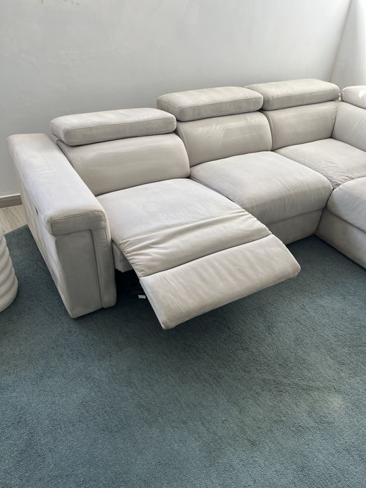 Sofa com chaise/canto