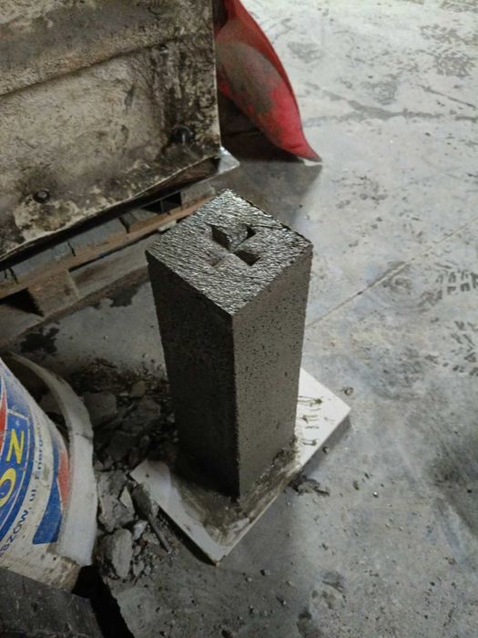 Słupek geodezyjny słupek graniczny
