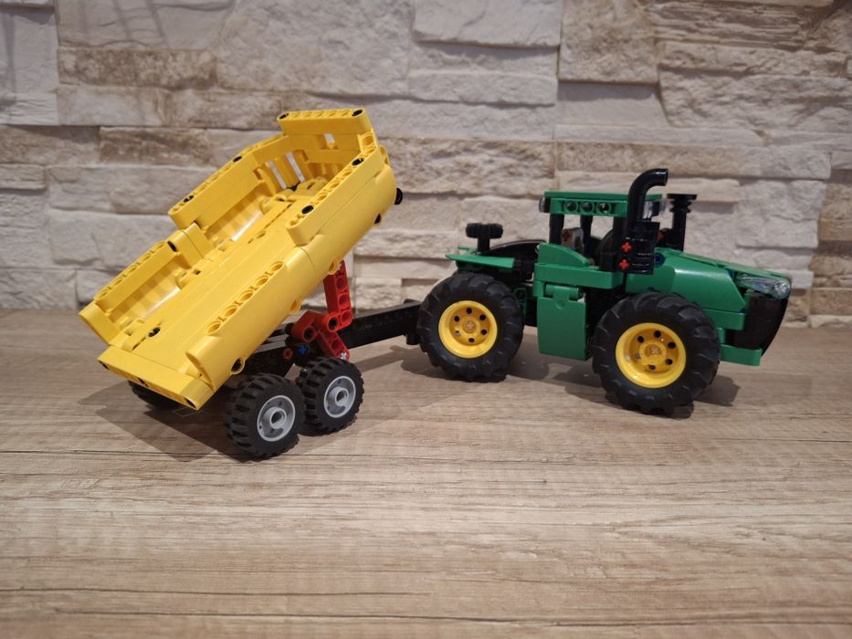 Lego Technic 42136 Traktor John Deere