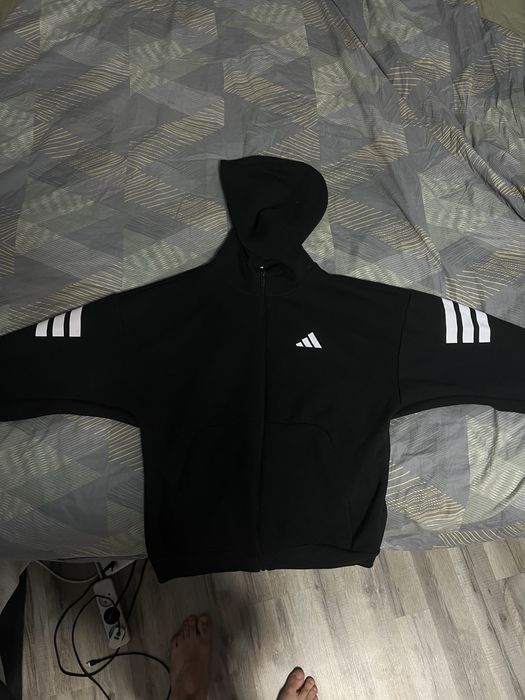 кофта adidas розмір s оригінал