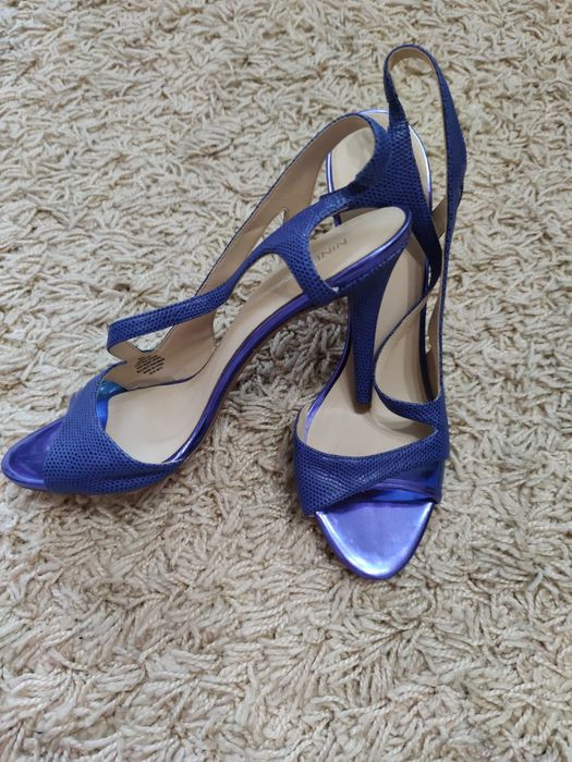 Класні босоніжки Nine West нові