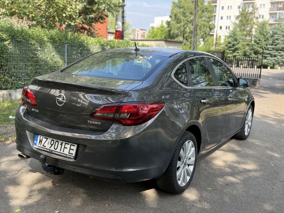Opel Astra 1.4 Cosmo
