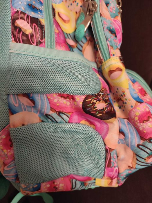 Używany plecak Majewski ST.RIGHT donuts + piórnik