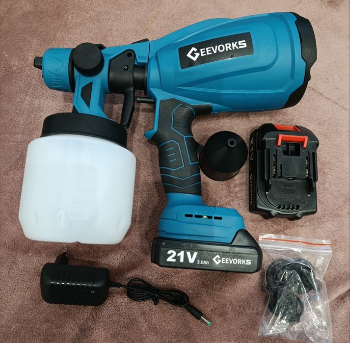 Akumulatorowy Pistolet Malarski – Agregat + 2 AKU + 3 Dysze