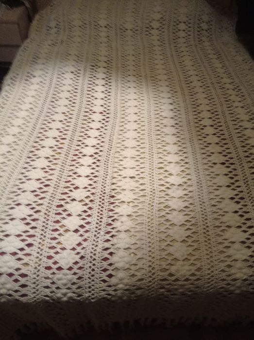 Cobertura de cama casal feita á mão em croché