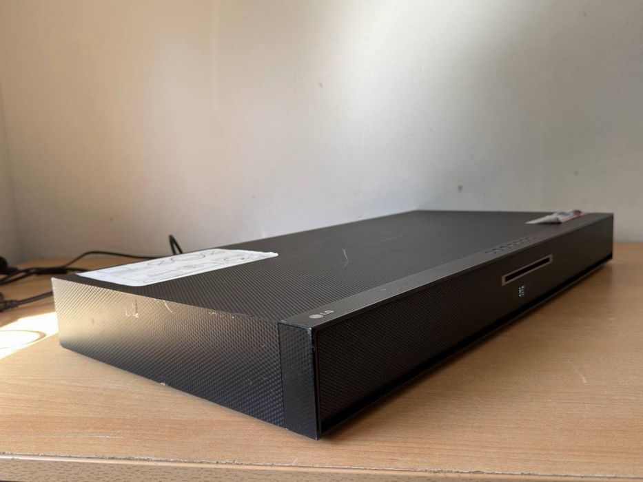 Саундбар LG SoundPlate LAB550W / LAD650W — акустична система з Blu-ray