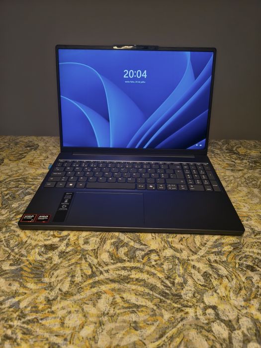 Lenovo IdeaPad Slim 3 – Como Novo | Ryzen 7 | 16 GB RAM | SSD 1 TB | Garantia 4 Anos