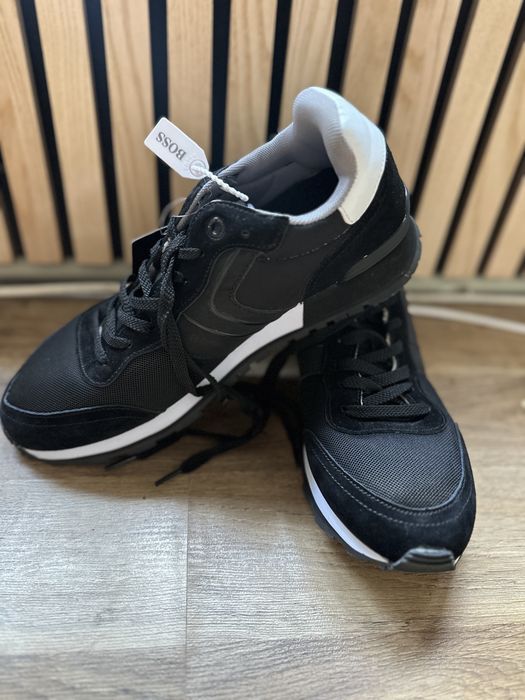 Кросівки Hugo Boss сітка р.42 на 41 -26 см нові
