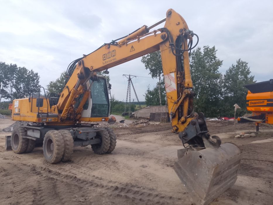 Liebherr A900B 2000r