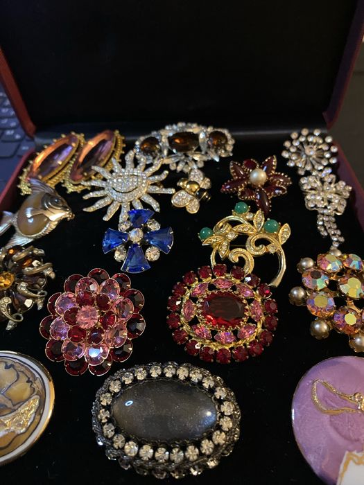 Броши, клипсы, серьги, Винтажная бижутерия из Европы