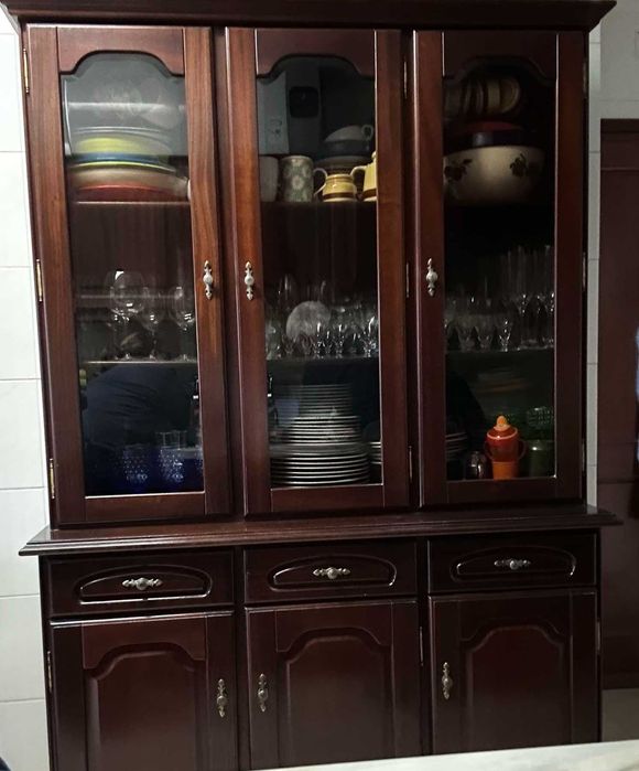 Louçeiro de cozinha em mogno