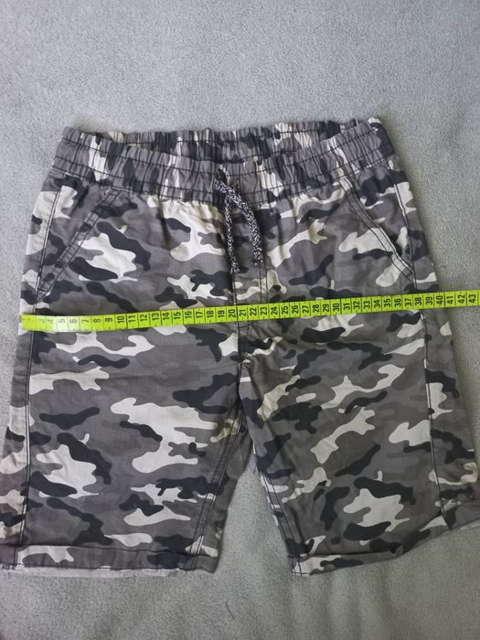 Spodenki chłopięce,  nowe bez metki