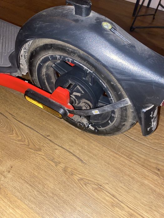 Hulajnoga elektryczna Ninebot D28D