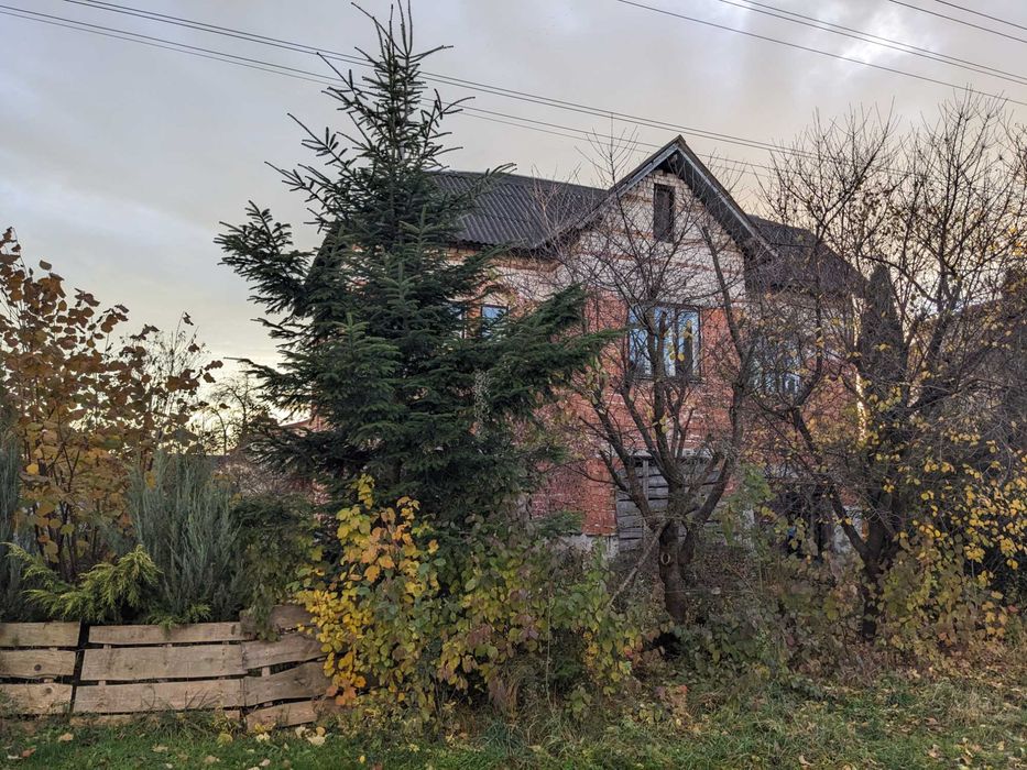 Продається будинок у с.Клузів на вул. Весняна (2)