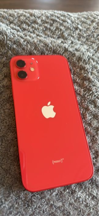 iPhone 12 in good condition64738736613378122