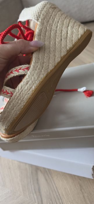 Niwe sandaly na koturnie Tamaris wkładka memory r 42