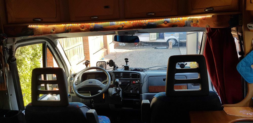 kamper półintegra u mnie 7 lat, doinwestowany