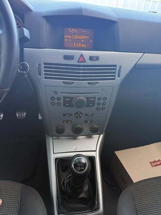 Opel Astra H GTC Sports