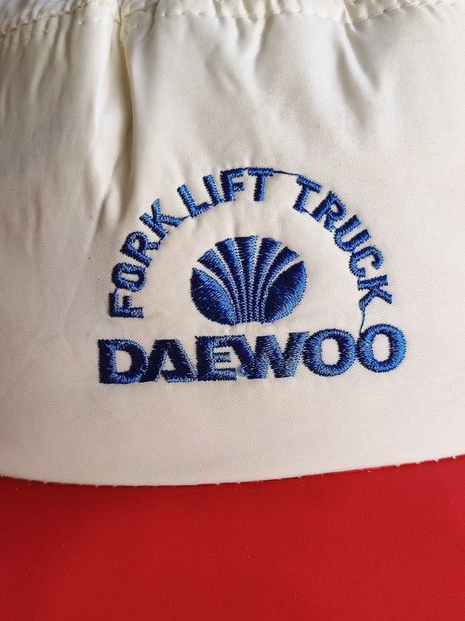 Boné antigo marca Daewoo Forklift Truck (novo)