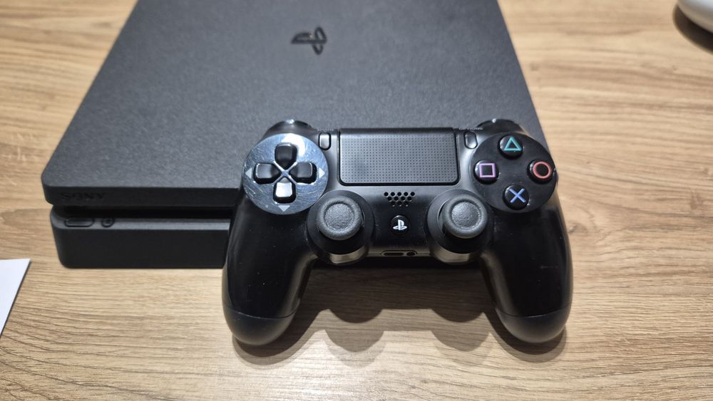 PlayStation 4 Slim 1Tb hen spa