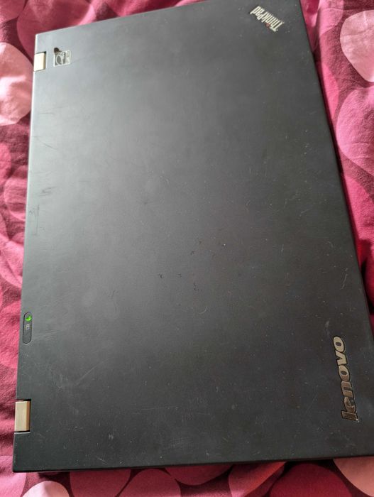 Lenovo Thinkpad T520 / 17" / 4 core i7 / 12 GB / 500 GB SSD