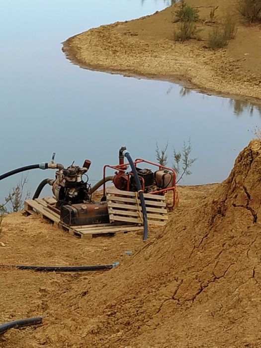 Motores de Rega c/ Arranque Eléctrico e Tubagem - Kubota e Delsey