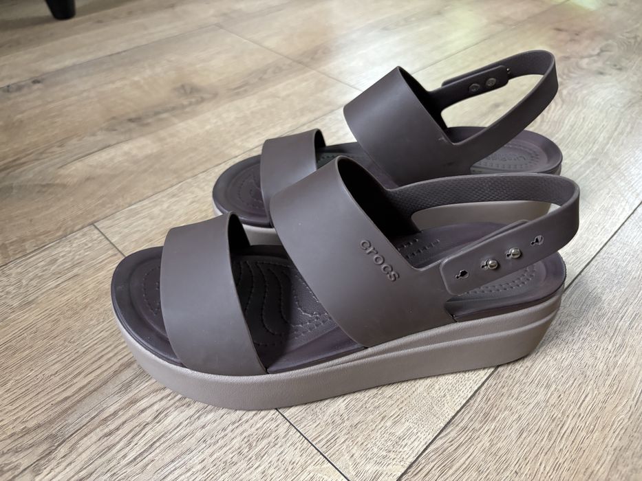 Sandaly Crocs r. 37,5