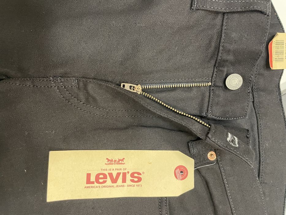 Calça Levi Strauss