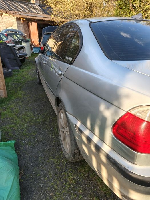 BMW E46 1.9i sedan