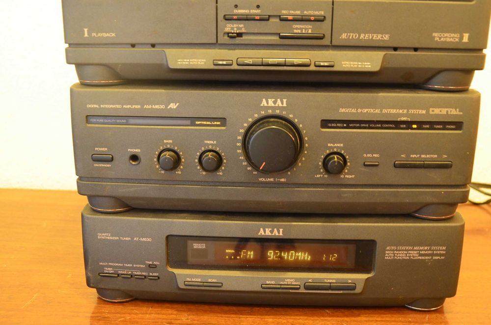 Aparelhagem Akai M-630