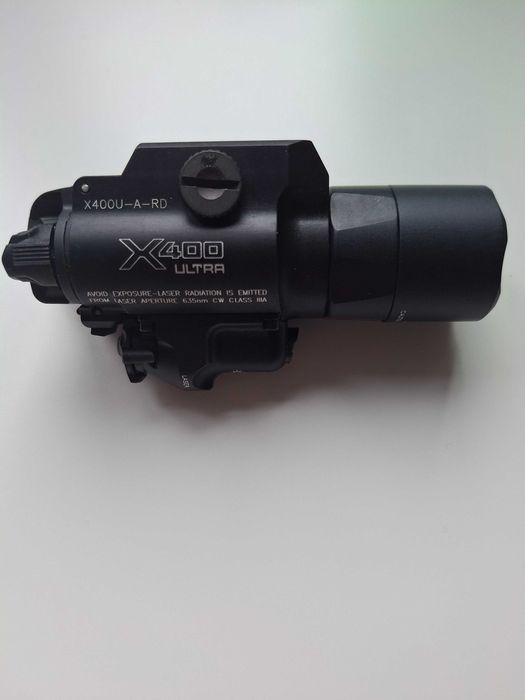 Latarka taktyczna SureFire X400 Ultra (model: X400U-A-RD)