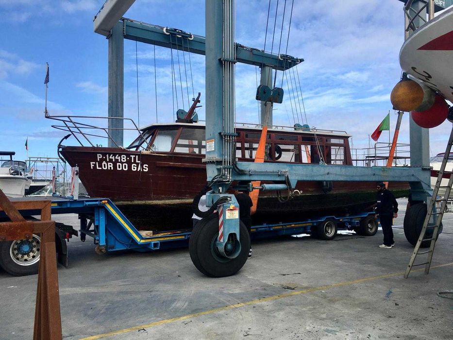 Embarcação histórica de Trafego Local - 1961 - Flôr do Gás