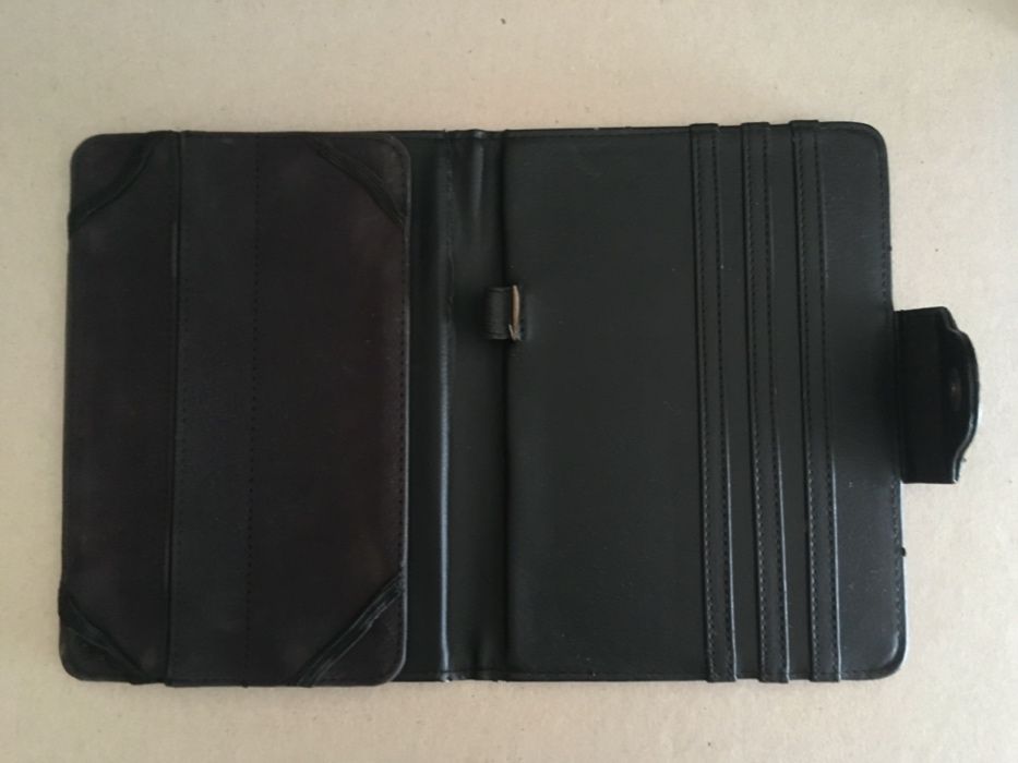 Capa NGS Tablet 7" cor preta