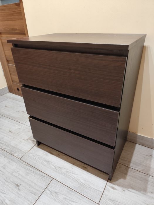 Komoda trzy  szuflady