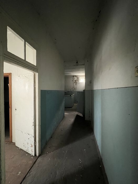 Оренда комерції 402 м² , 1$ м², довгостроково, вул. Пальохи 1