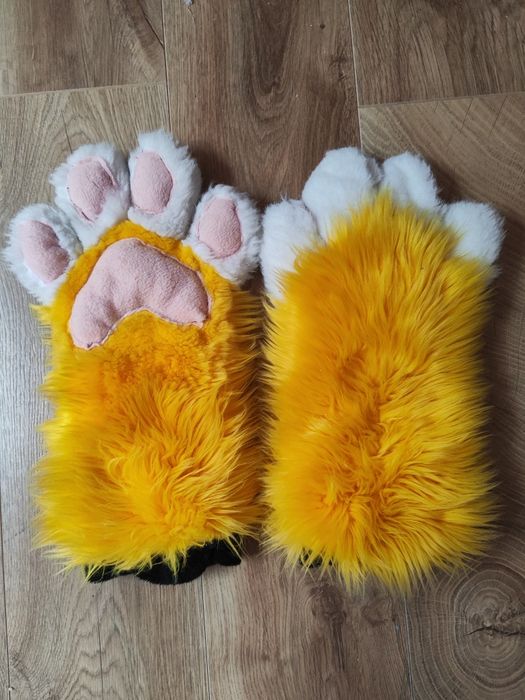 Furry fursuit paws