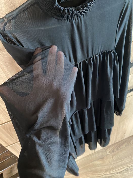 Женское плаье черное