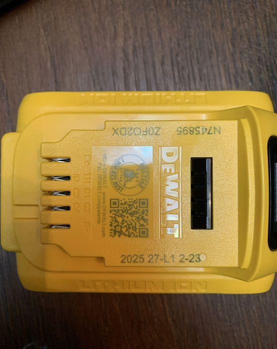 Продам гайковерт DeWalt 900