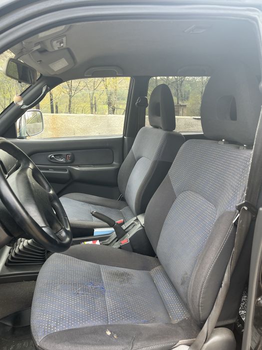 Mitsubishi l200 strakar 2003