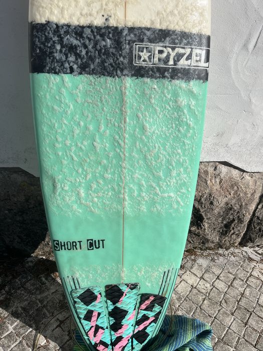 Pyzel shortcut 5’8   23L
