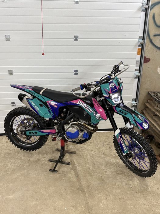 Geon dakar 300r