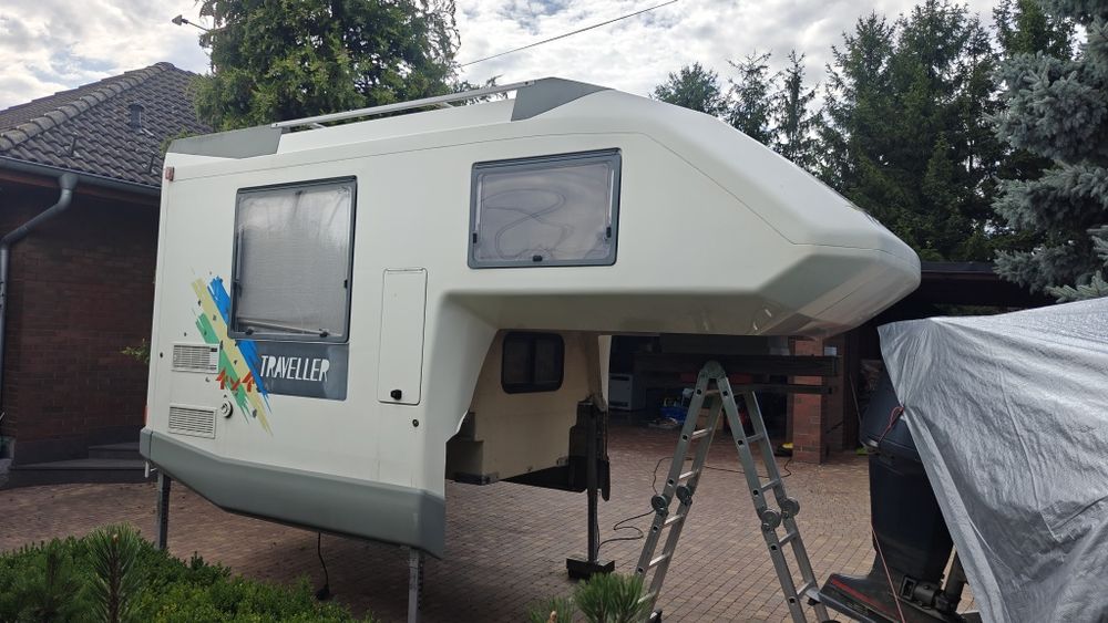 Zabudowa Pickup Knaus Traveler 4x4