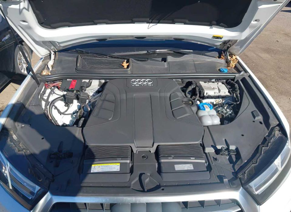 Audi Q7 3.0T Premium Plus      2017