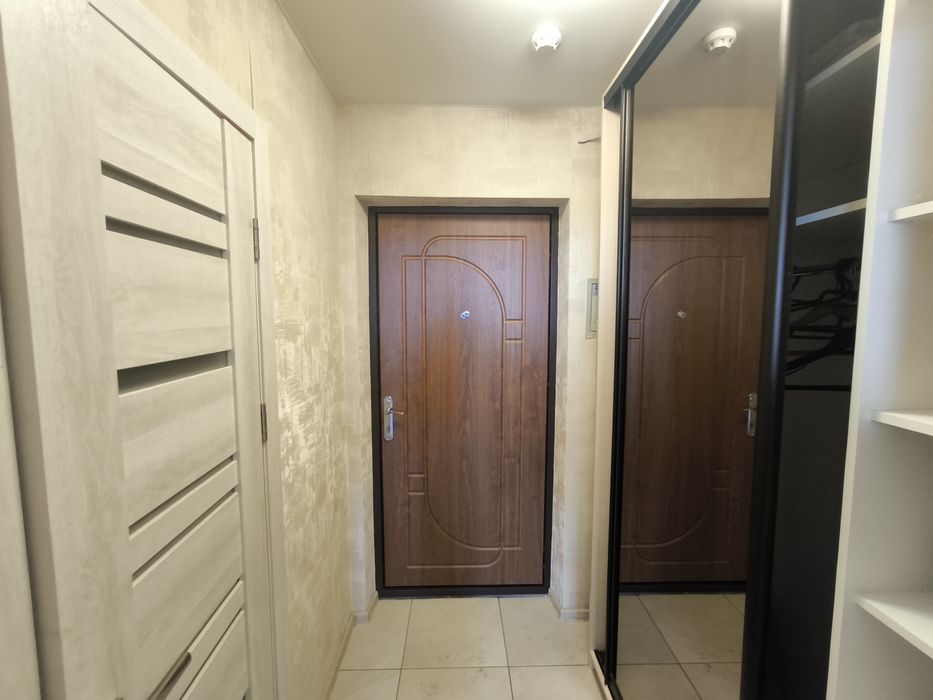 Здам 1 студіо Симоненка 111