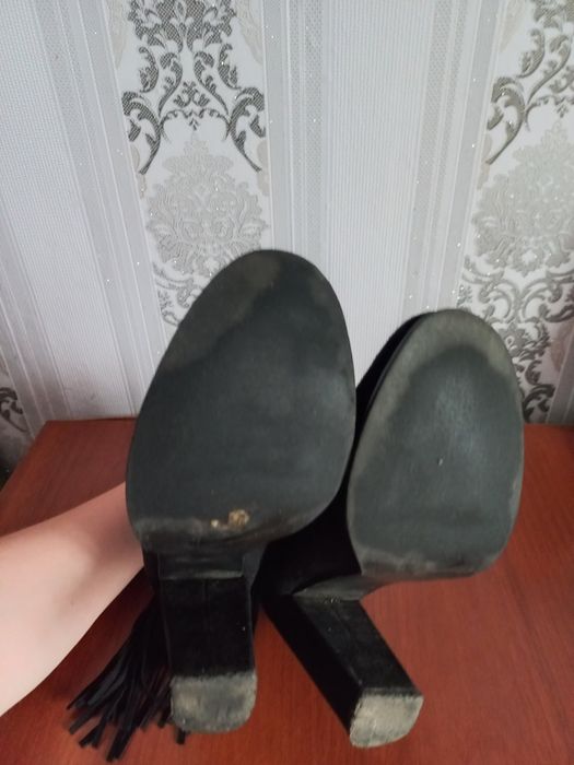 Замшеві ботильйони