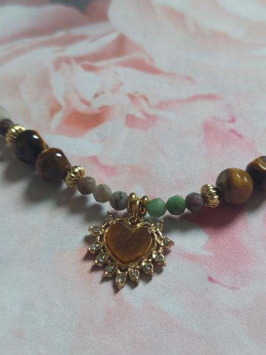 Naszyjnik z kamieniami